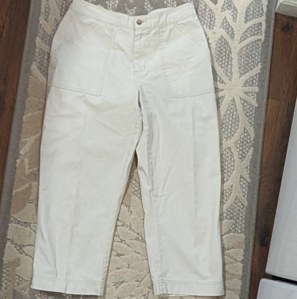 Tan Woolrich Capris. Size 10/12